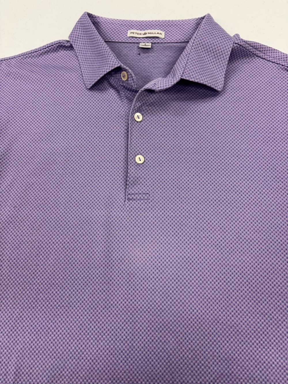 PETER MILLAR POLO SPORT SHIRT
MEN SIZE LARGE  PURPLE DIAMOND PATTERN